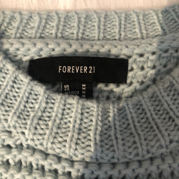 Forever 21 sweater 🧚🏽♀️ - Picture 2 of 3